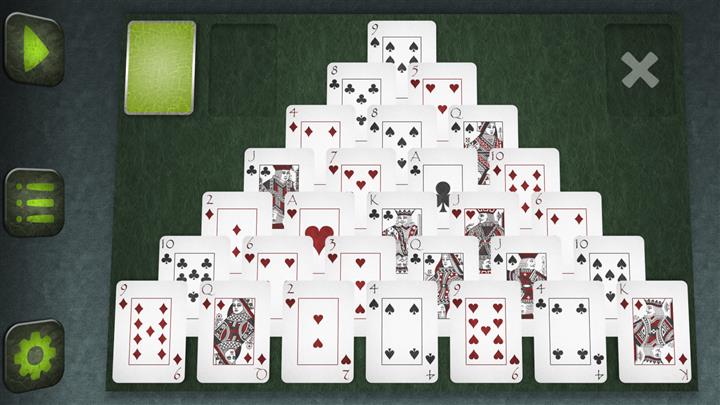 Pyramid solitaire